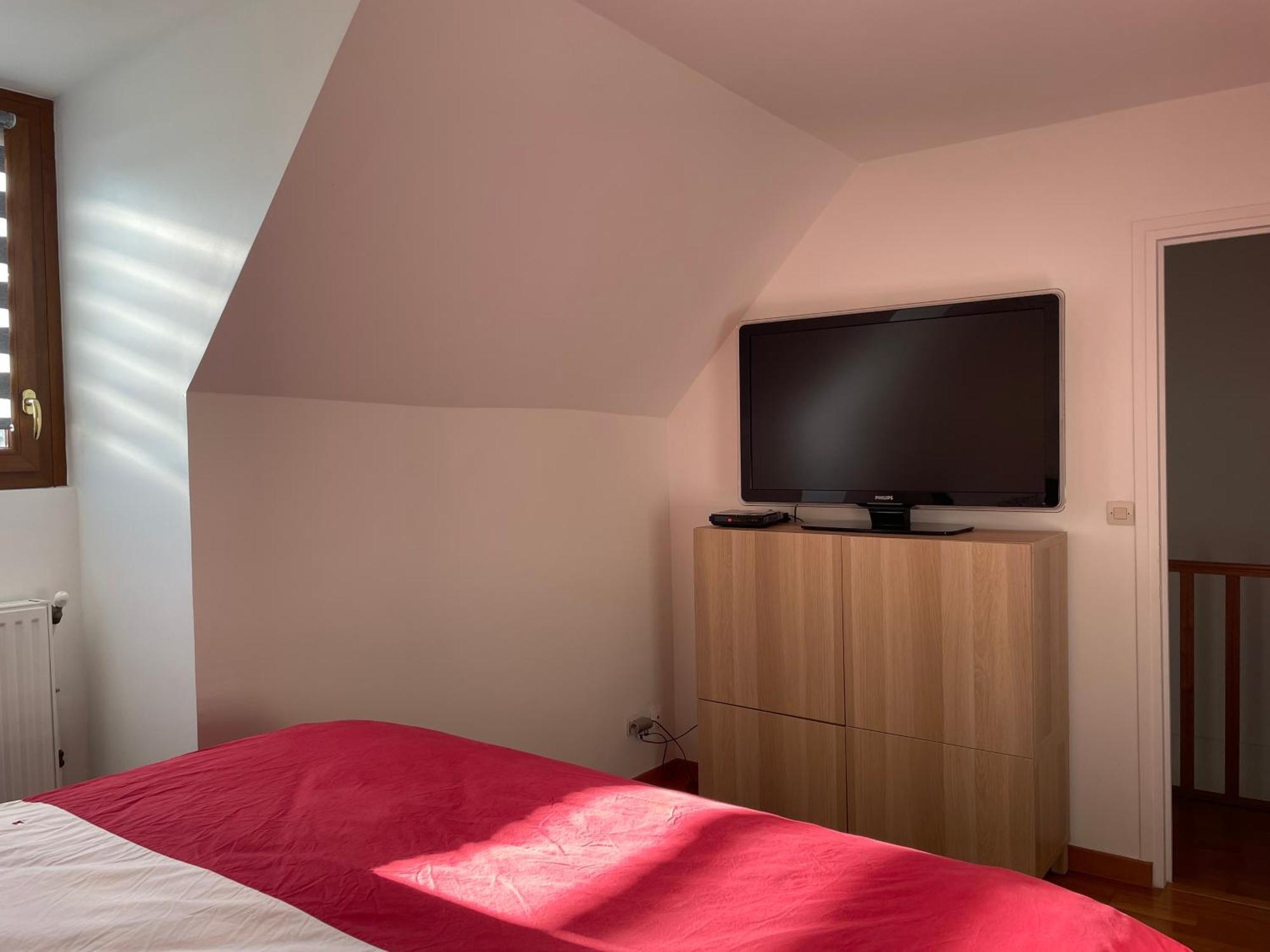 Chambre Climatisee, Entre Paris Disneyland, Au Coeur Des Jeux Olympiques Canoe-Kayak, Vaires-sur-Marne エクステリア 写真